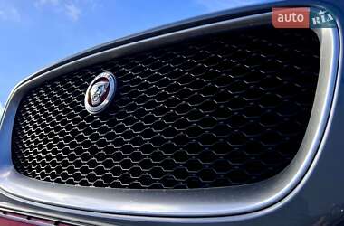 Внедорожник / Кроссовер Jaguar F-Pace 2016 в Луцке