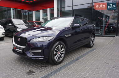 Внедорожник / Кроссовер Jaguar F-Pace 2017 в 