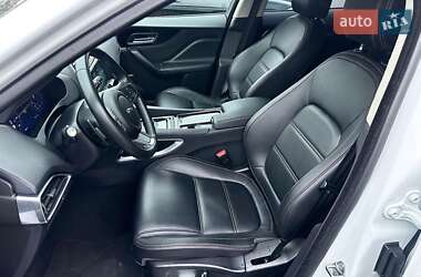 Внедорожник / Кроссовер Jaguar F-Pace 2020 в 