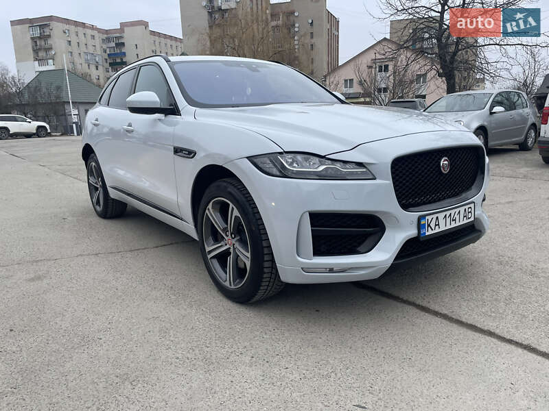 Позашляховик / Кросовер Jaguar F-Pace 2016 в Новодністровську