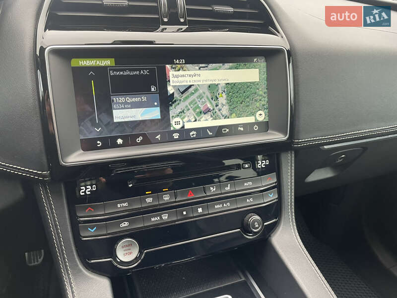 Позашляховик / Кросовер Jaguar F-Pace 2016 в Новодністровську