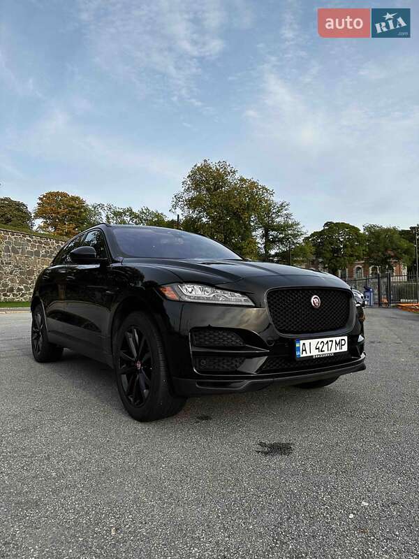 Позашляховик / Кросовер Jaguar F-Pace 2016 в Києві