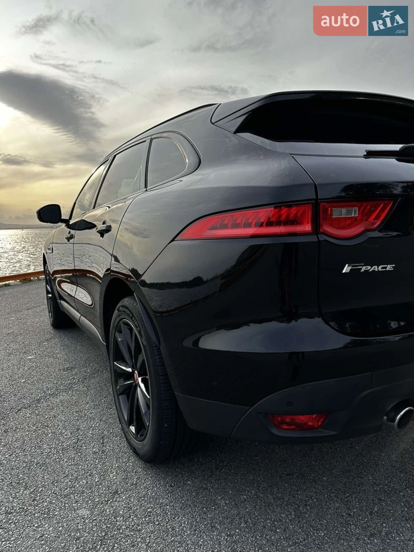 2016 Jaguar F-Pace - мініатюра 22