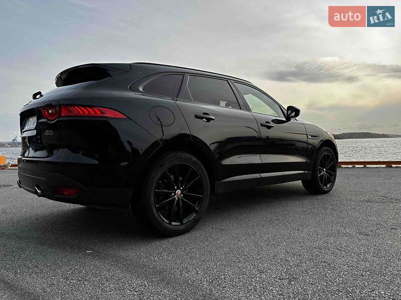 Jaguar F-Pace 2016