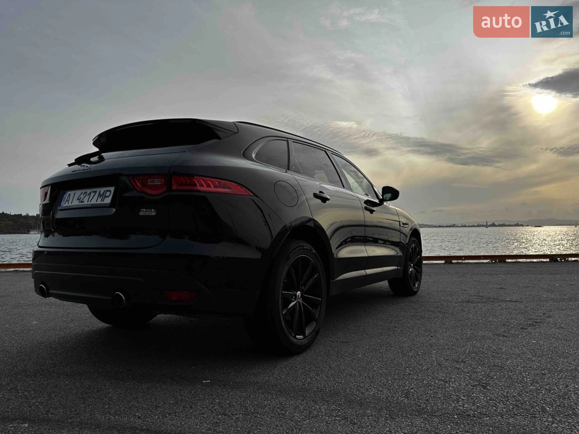 2016 Jaguar F-Pace - мініатюра 28