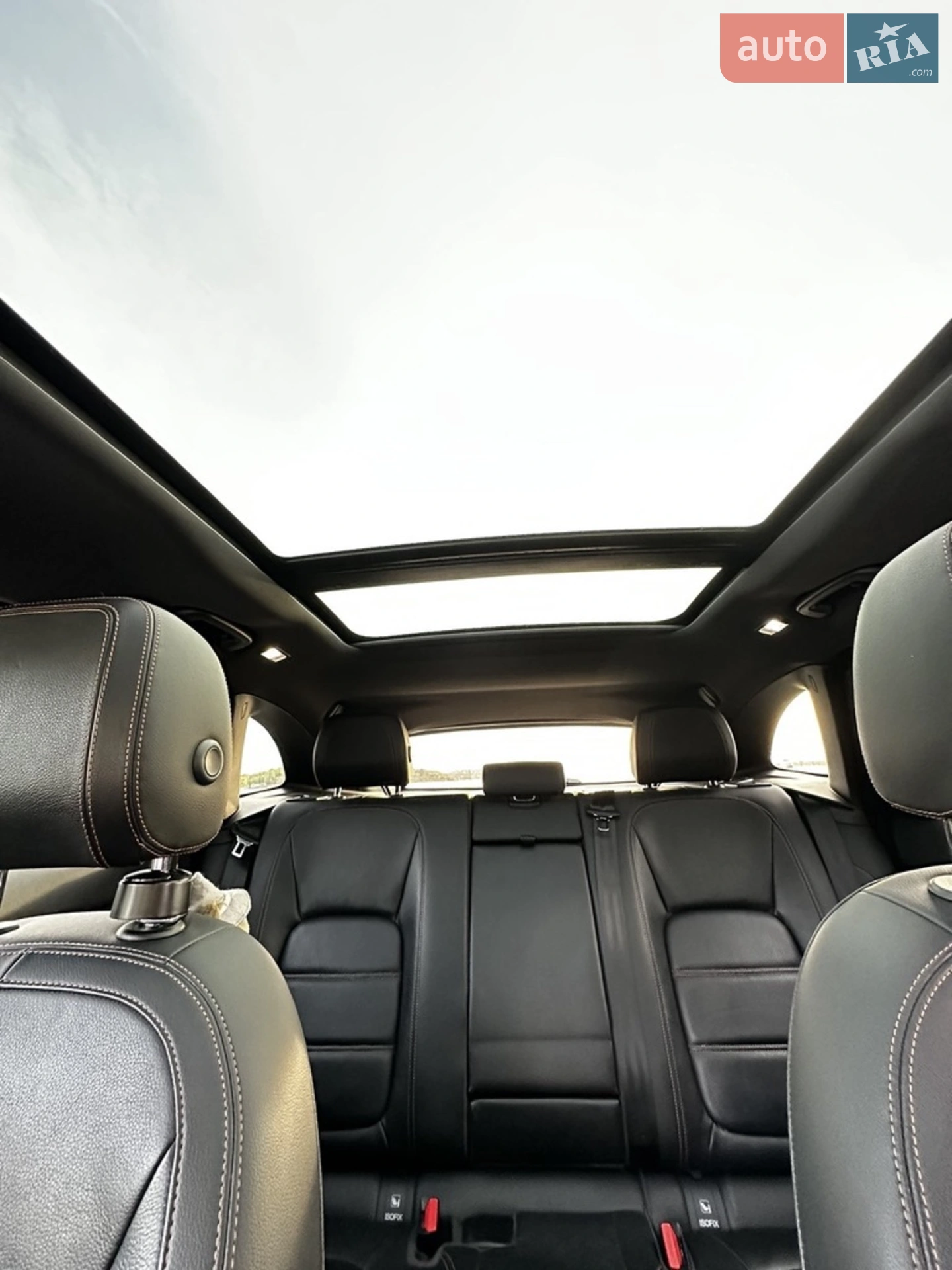 2016 Jaguar F-Pace - мініатюра 62