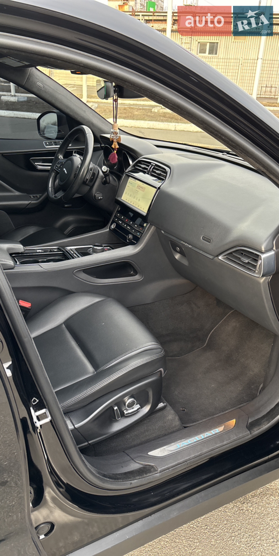 2020 Jaguar F-Pace - мініатюра 12