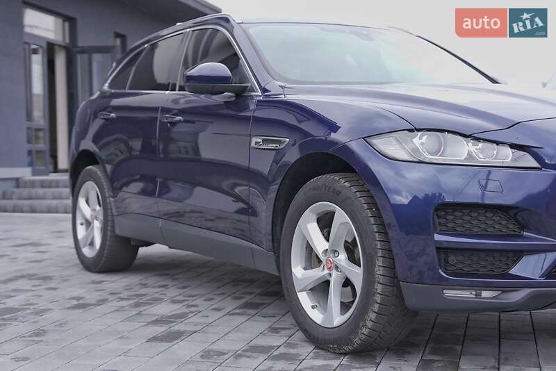 Позашляховик / Кросовер Jaguar F-Pace 2016 в Любомлі
