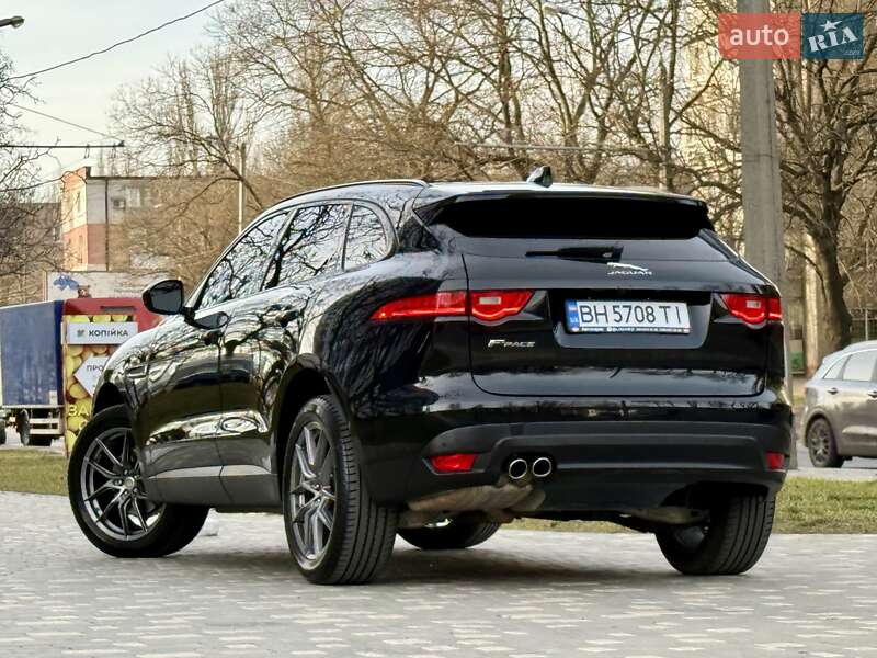 Внедорожник / Кроссовер Jaguar F-Pace 2016 в Одессе фото 3 Внедорожник / Кроссовер Jaguar F-Pace 2016 в Одессе
