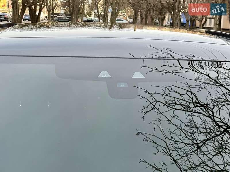 Внедорожник / Кроссовер Jaguar F-Pace 2016 в Одессе фото 15 Внедорожник / Кроссовер Jaguar F-Pace 2016 в Одессе