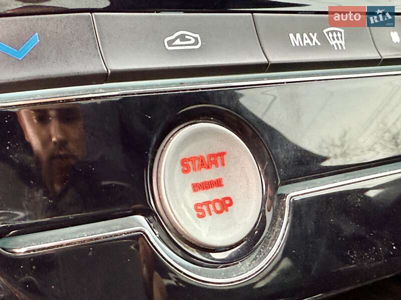 Позашляховик / Кросовер Jaguar F-Pace 2016 в Одесі фото 17 Позашляховик / Кросовер Jaguar F-Pace 2016 в Одесі