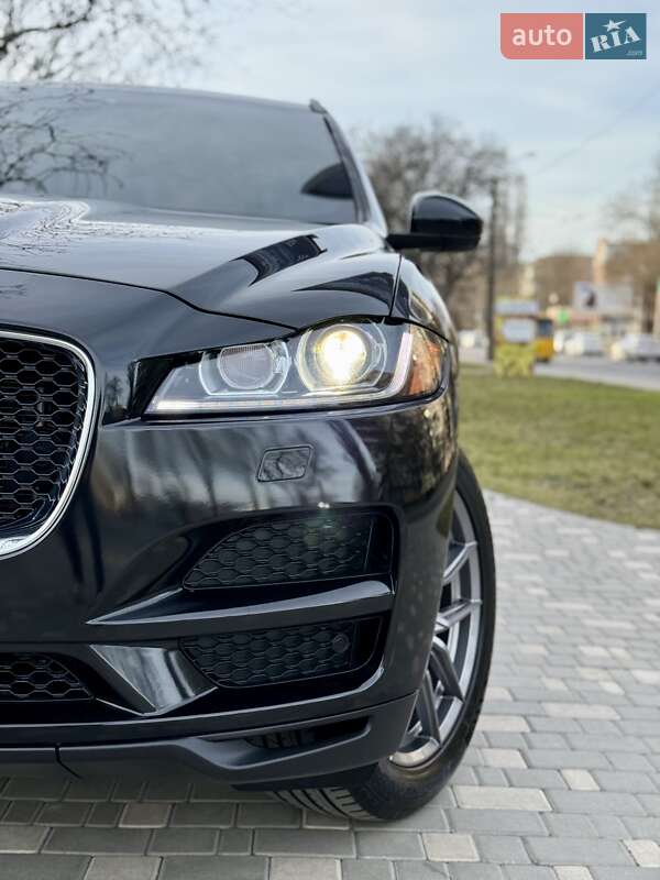 Внедорожник / Кроссовер Jaguar F-Pace 2016 в Одессе фото 45 Внедорожник / Кроссовер Jaguar F-Pace 2016 в Одессе