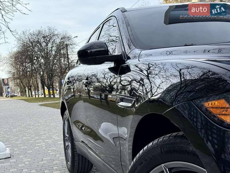 Внедорожник / Кроссовер Jaguar F-Pace 2016 в Одессе фото 55 Внедорожник / Кроссовер Jaguar F-Pace 2016 в Одессе