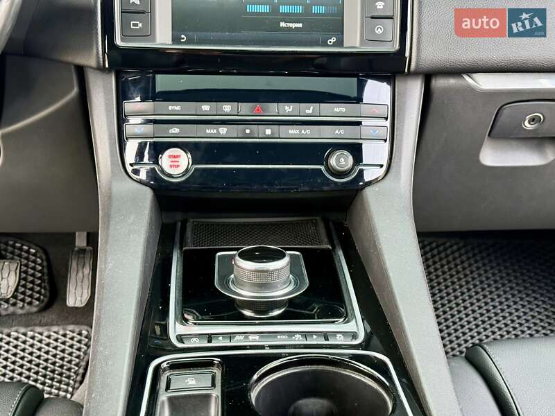 Позашляховик / Кросовер Jaguar F-Pace 2016 в Одесі фото 86 Позашляховик / Кросовер Jaguar F-Pace 2016 в Одесі