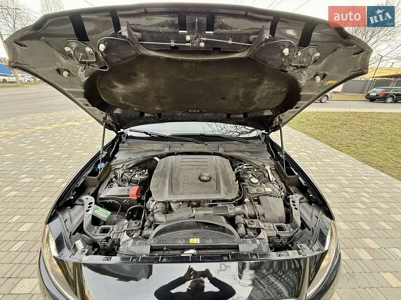 Внедорожник / Кроссовер Jaguar F-Pace 2016 в Одессе фото 94 Внедорожник / Кроссовер Jaguar F-Pace 2016 в Одессе