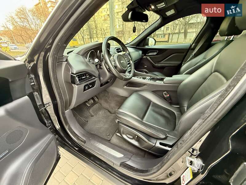 Позашляховик / Кросовер Jaguar F-Pace 2016 в Одесі фото 100 Позашляховик / Кросовер Jaguar F-Pace 2016 в Одесі