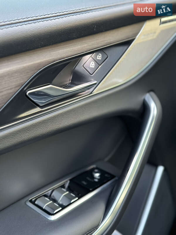 Внедорожник / Кроссовер Jaguar F-Pace 2021 в Николаеве