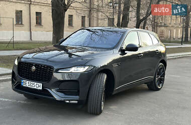 Внедорожник / Кроссовер Jaguar F-Pace 2021 в 