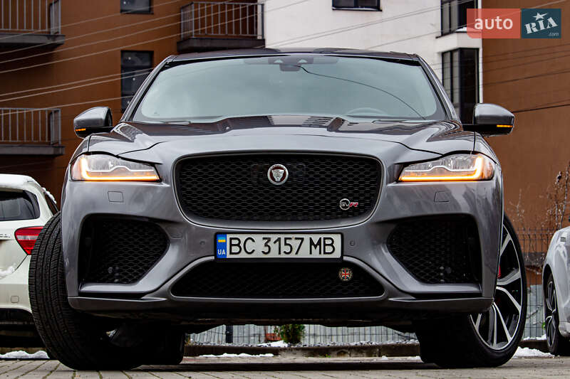 Позашляховик / Кросовер Jaguar F-Pace 2019 в Львові