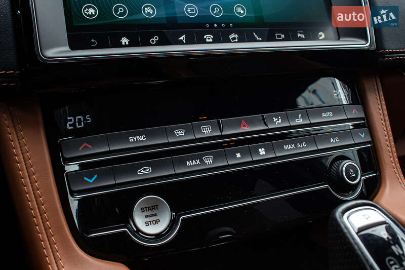 Позашляховик / Кросовер Jaguar F-Pace 2019 в Львові