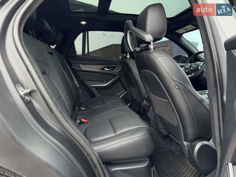 Внедорожник / Кроссовер Jaguar F-Pace 2023 в Киеве