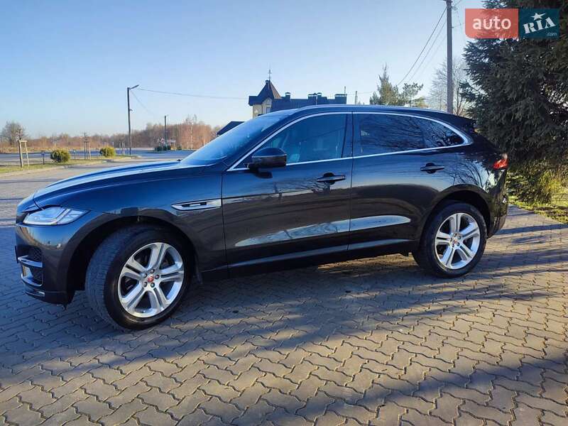 Внедорожник / Кроссовер Jaguar F-Pace 2017 в Ивано-Франковске