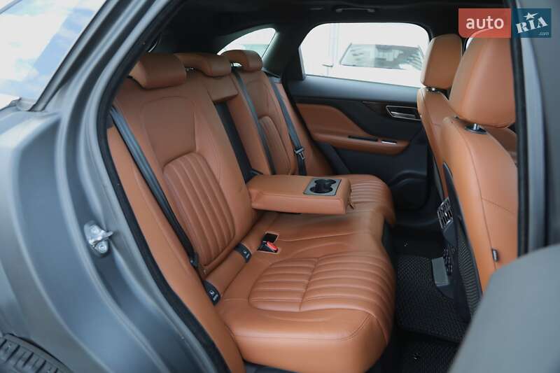 Внедорожник / Кроссовер Jaguar F-Pace 2015 в Харькове фото 10 Внедорожник / Кроссовер Jaguar F-Pace 2015 в Харькове