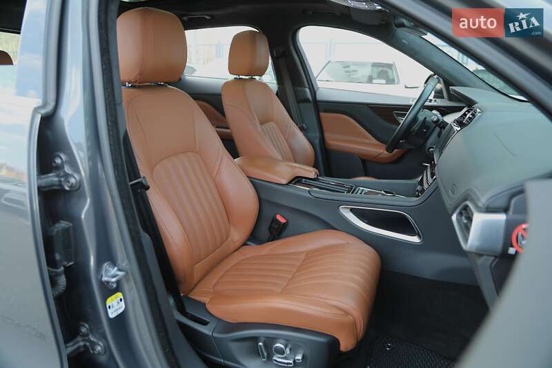 Внедорожник / Кроссовер Jaguar F-Pace 2015 в Харькове фото 11 Внедорожник / Кроссовер Jaguar F-Pace 2015 в Харькове