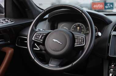 Внедорожник / Кроссовер Jaguar F-Pace 2015 в Харькове