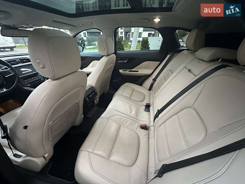 Внедорожник / Кроссовер Jaguar F-Pace 2017 в Мукачево фото 35 Внедорожник / Кроссовер Jaguar F-Pace 2017 в Мукачево