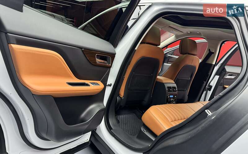 Позашляховик / Кросовер Jaguar F-Pace 2017 в Києві фото 48 Позашляховик / Кросовер Jaguar F-Pace 2017 в Києві
