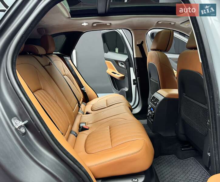 Позашляховик / Кросовер Jaguar F-Pace 2017 в Києві фото 57 Позашляховик / Кросовер Jaguar F-Pace 2017 в Києві