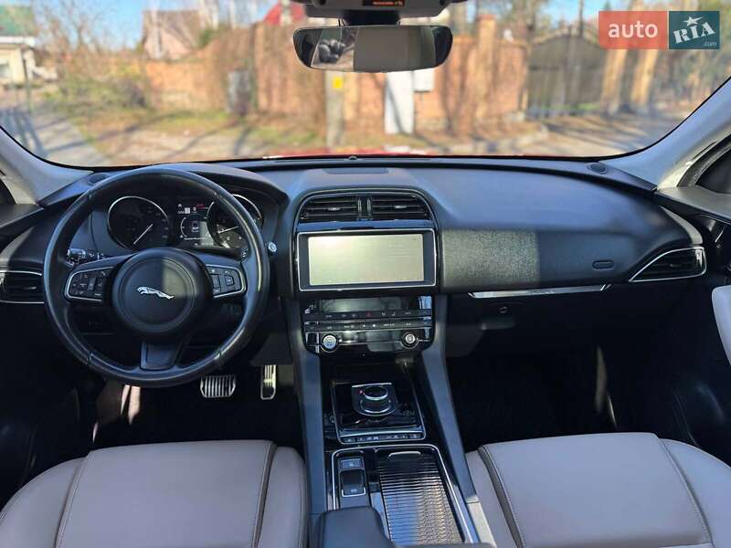 Внедорожник / Кроссовер Jaguar F-Pace 2018 в Киеве