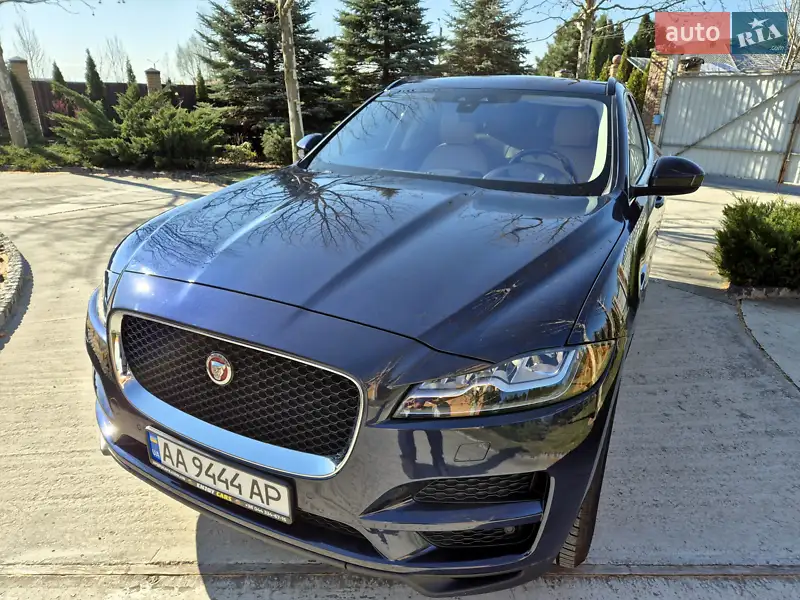 Jaguar F-Pace