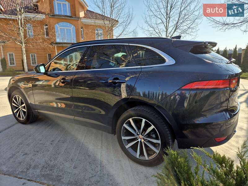 Внедорожник / Кроссовер Jaguar F-Pace 2017 в Киеве