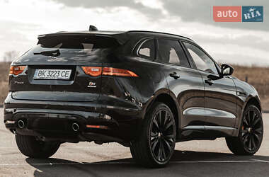 Внедорожник / Кроссовер Jaguar F-Pace 2019 в 