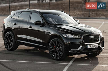 Внедорожник / Кроссовер Jaguar F-Pace 2019 в 
