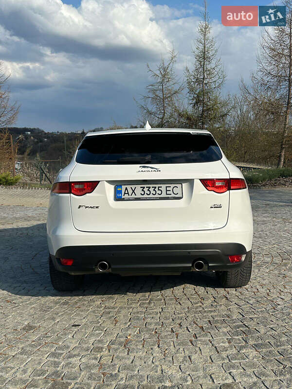 Внедорожник / Кроссовер Jaguar F-Pace 2016 в Киеве