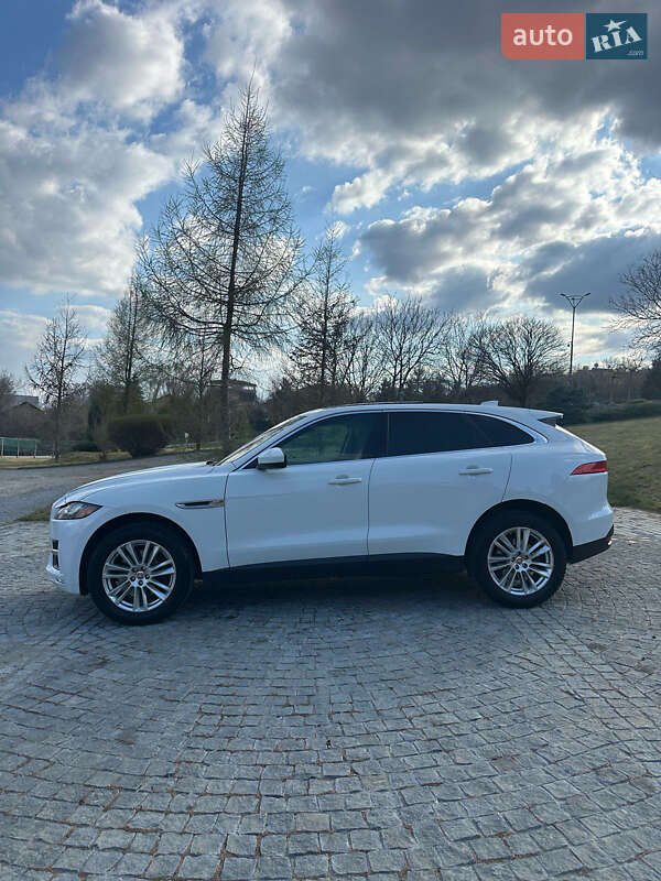 Внедорожник / Кроссовер Jaguar F-Pace 2016 в Киеве