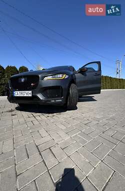 Позашляховик / Кросовер Jaguar F-Pace 2018 в 