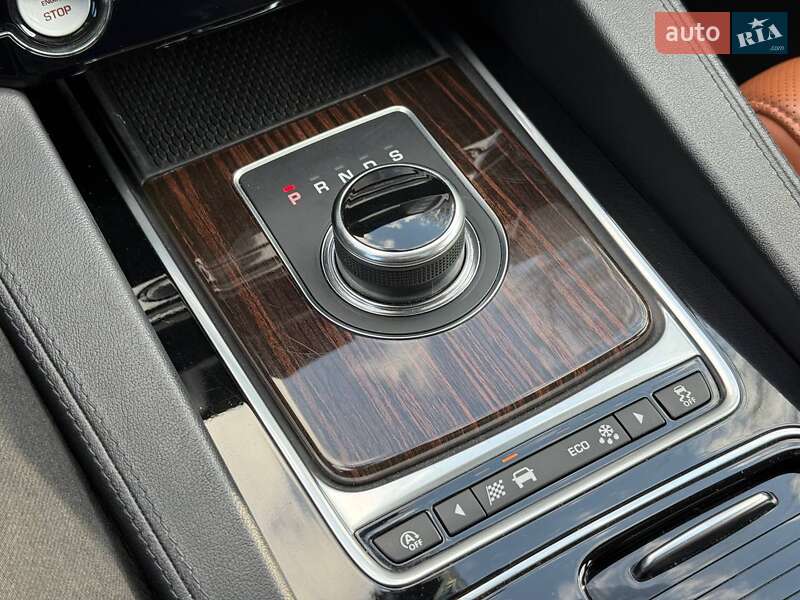 Позашляховик / Кросовер Jaguar F-Pace 2017 в Хмельницькому фото 33 Позашляховик / Кросовер Jaguar F-Pace 2017 в Хмельницькому