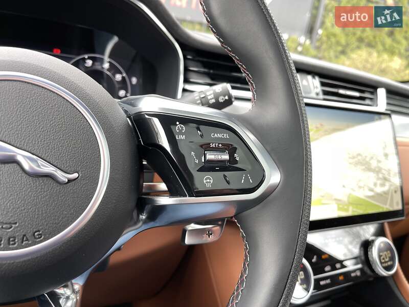 Внедорожник / Кроссовер Jaguar F-Pace 2023 в Киеве