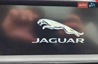 Внедорожник / Кроссовер Jaguar F-Pace 2017 в 