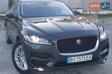 Позашляховик / Кросовер Jaguar F-Pace 2016 в 