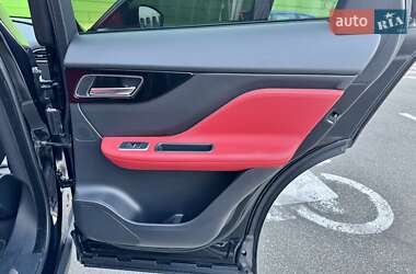 Позашляховик / Кросовер Jaguar F-Pace 2019 в 