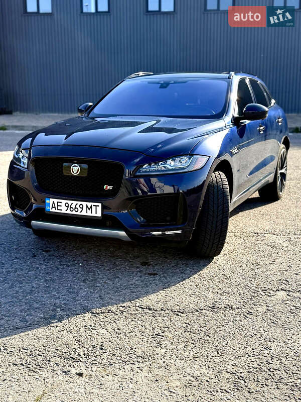 Позашляховик / Кросовер Jaguar F-Pace 2017 в Харкові