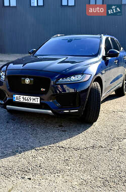 Внедорожник / Кроссовер Jaguar F-Pace 2017 в 
