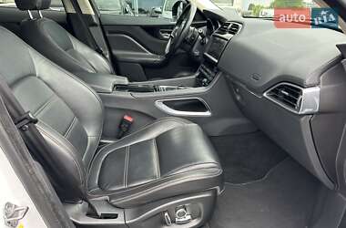 Внедорожник / Кроссовер Jaguar F-Pace 2020 в 