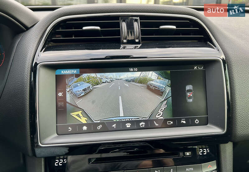 Позашляховик / Кросовер Jaguar F-Pace 2017 в Києві