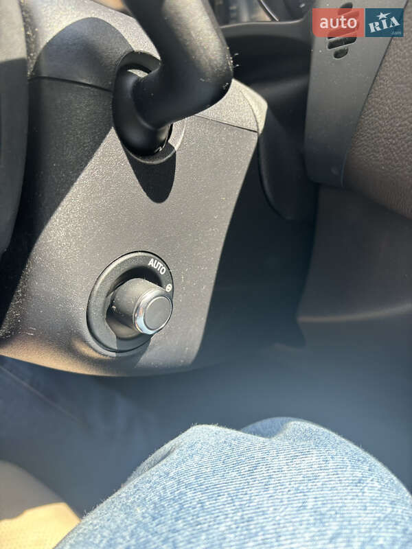 Внедорожник / Кроссовер Jaguar F-Pace 2016 в Стрые фото 42 Внедорожник / Кроссовер Jaguar F-Pace 2016 в Стрые